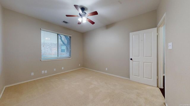 220 Nandina Ct, Cibolo, TX 78108