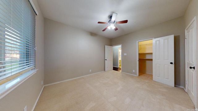 220 Nandina Ct, Cibolo, TX 78108