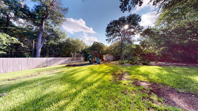 220 Nandina Ct, Cibolo, TX 78108