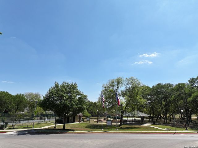 220 Nandina Ct, Cibolo, TX 78108