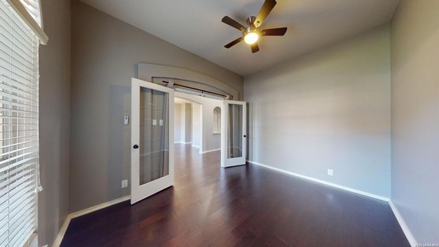 220 Nandina Ct, Cibolo, TX 78108