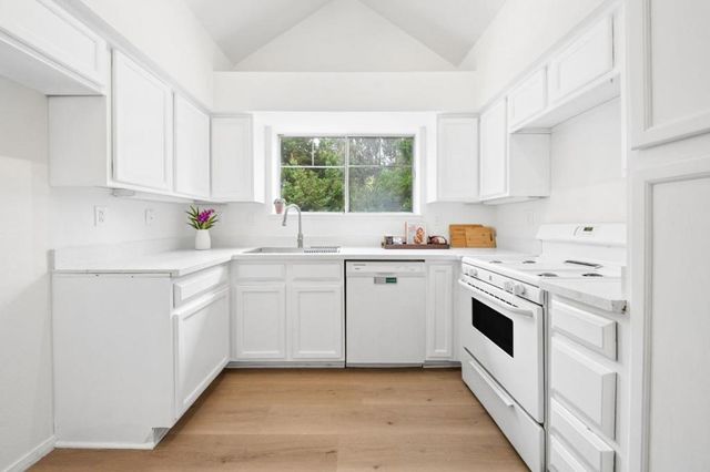 1400 El Camino Real 220, South San Francisco, CA 94080