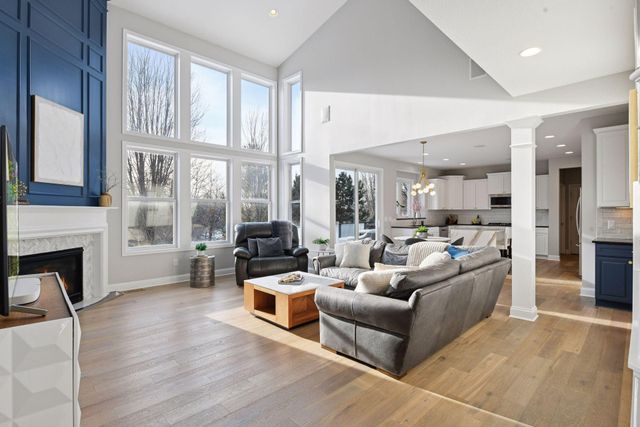 7135 Gunflint Trail, Chanhassen, MN 55317