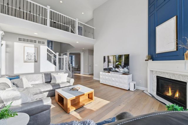 7135 Gunflint Trail, Chanhassen, MN 55317