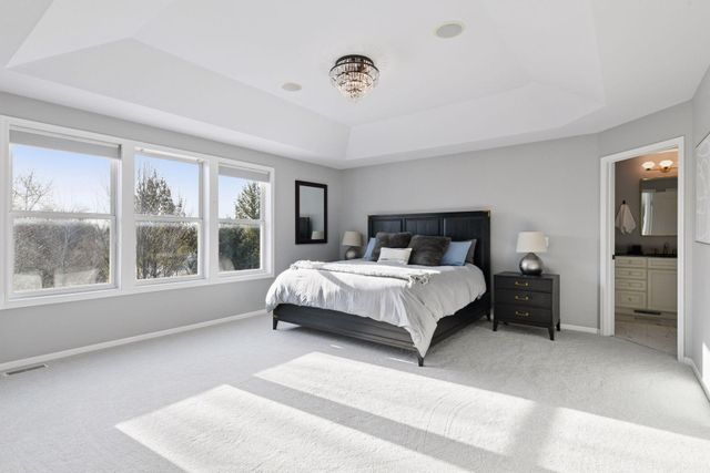 7135 Gunflint Trail, Chanhassen, MN 55317