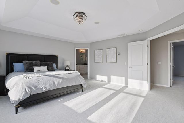 7135 Gunflint Trail, Chanhassen, MN 55317