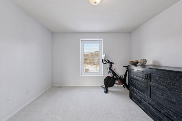 7135 Gunflint Trail, Chanhassen, MN 55317