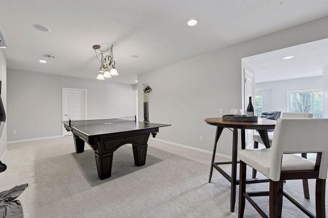 7135 Gunflint Trail, Chanhassen, MN 55317