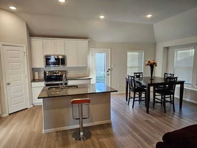 308 N Crescent Avenue N, Melissa, TX 75454