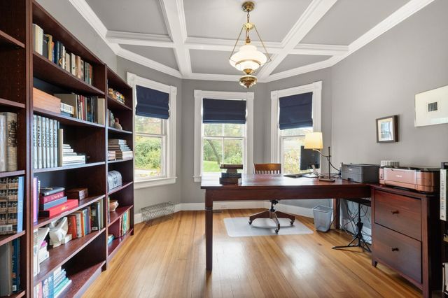 1 Brookside Rd, Westford, MA 01886