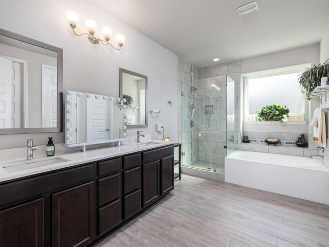 4229 Deer Lake LN, Georgetown, TX 78628