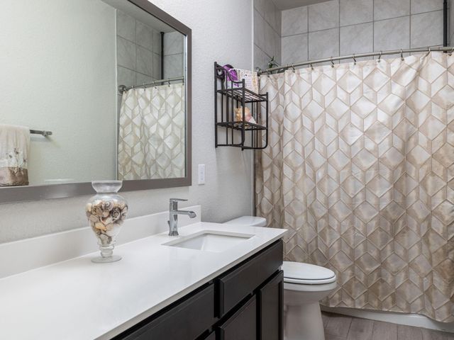 4229 Deer Lake LN, Georgetown, TX 78628