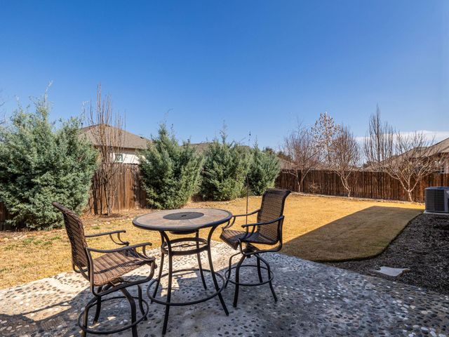 4229 Deer Lake LN, Georgetown, TX 78628