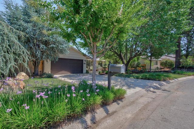 2648 Riviera Cir, El Dorado Hills, CA 95762