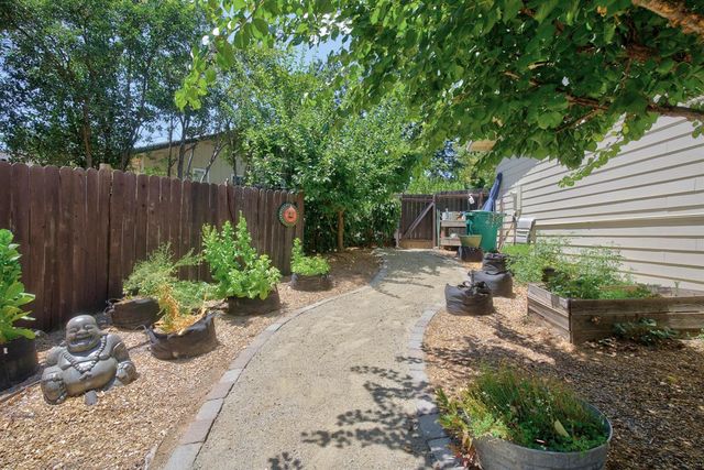 2648 Riviera Cir, El Dorado Hills, CA 95762