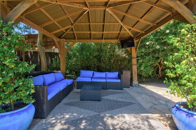 2648 Riviera Cir, El Dorado Hills, CA 95762
