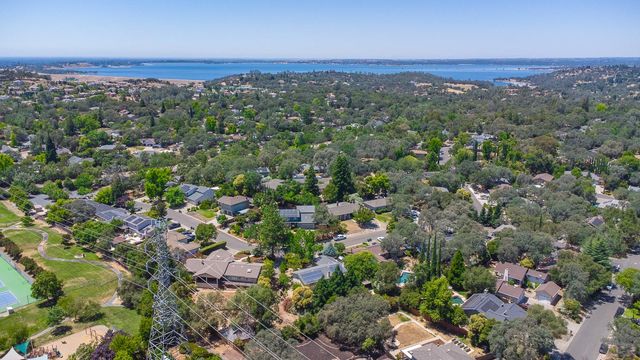 2648 Riviera Cir, El Dorado Hills, CA 95762