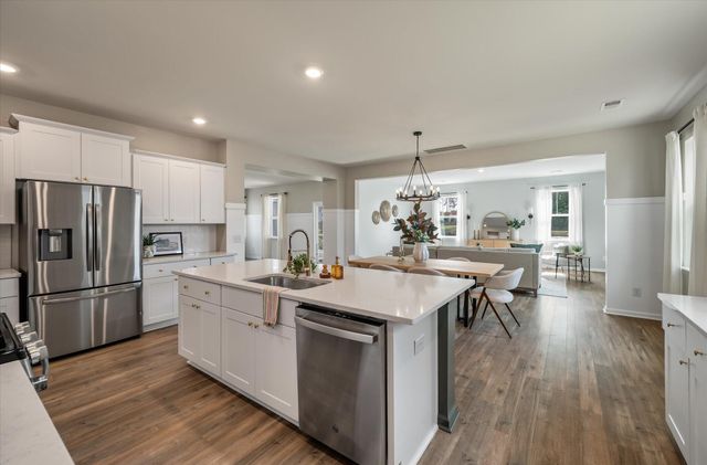233 Narrowleaf Avenue, Summerville, SC 29485