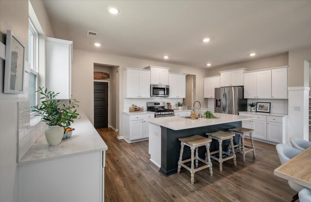 233 Narrowleaf Avenue, Summerville, SC 29485