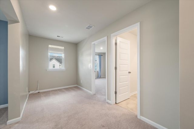 233 Narrowleaf Avenue, Summerville, SC 29485