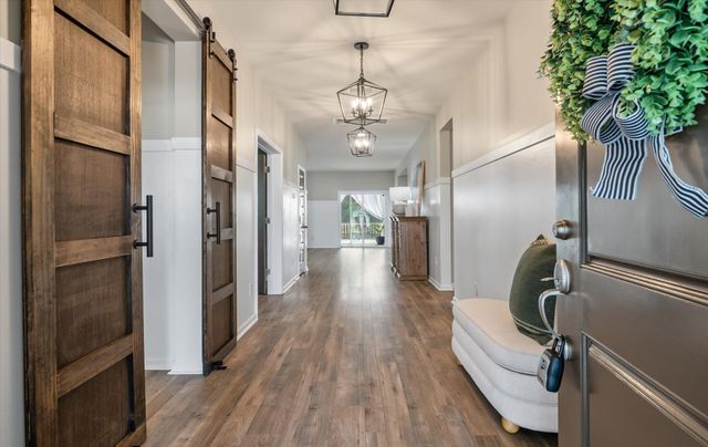 233 Narrowleaf Avenue, Summerville, SC 29485