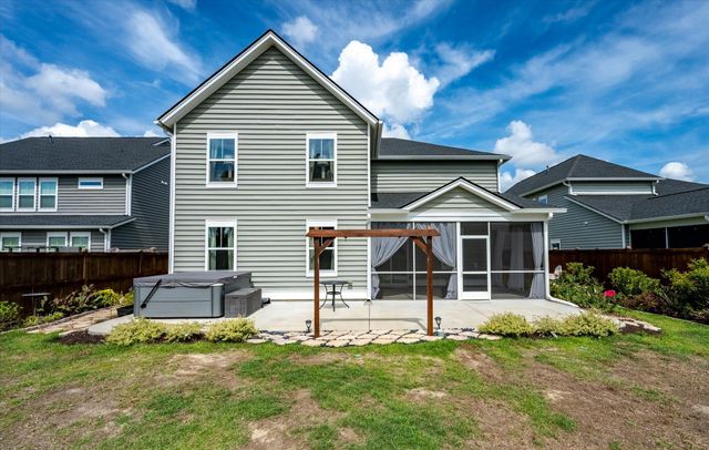 233 Narrowleaf Avenue, Summerville, SC 29485