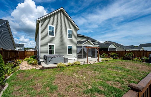 233 Narrowleaf Avenue, Summerville, SC 29485