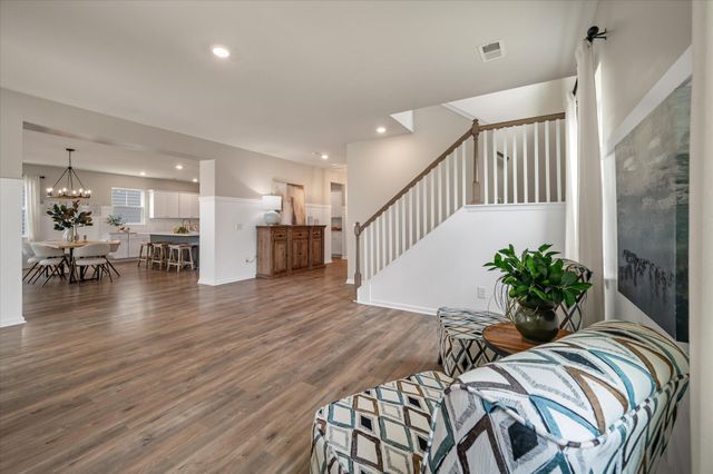 233 Narrowleaf Avenue, Summerville, SC 29485