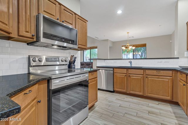 7445 E EAGLE CREST Drive 1108, Mesa, AZ 85207