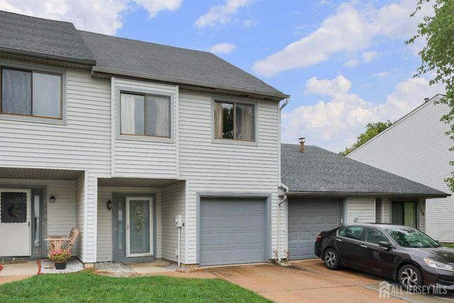 117 Lexington Circle, Matawan, NJ 07747