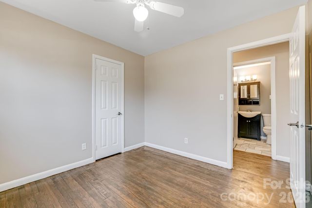 64 Pleasant Ridge Drive, Asheville, NC 28805