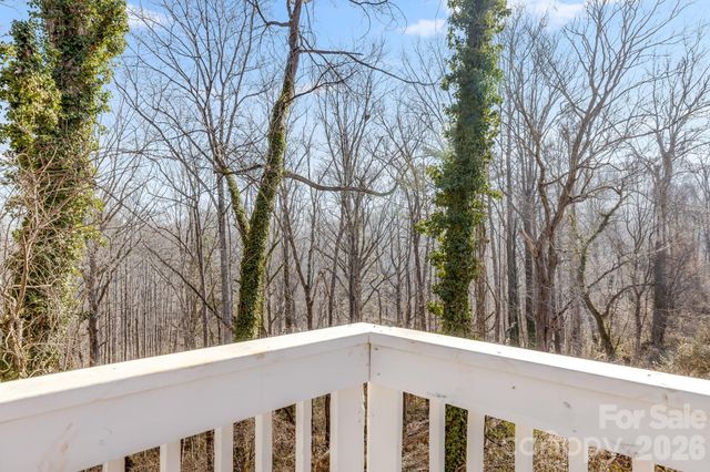 64 Pleasant Ridge Drive, Asheville, NC 28805