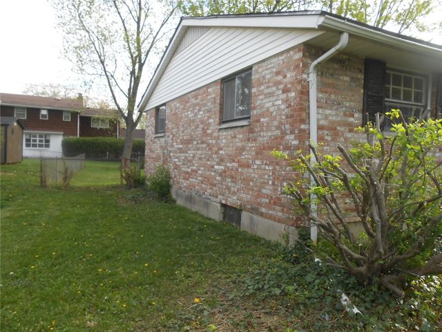 327 Reichard Drive, Vandalia, OH 45377