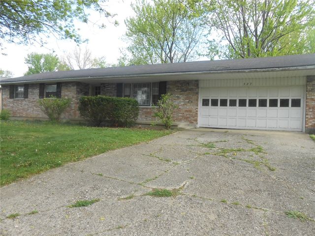 327 Reichard Drive, Vandalia, OH 45377