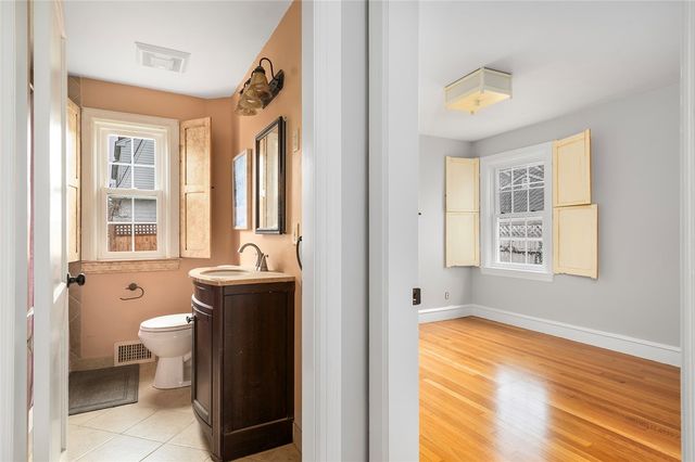 127 Prospect Street, East Greenwich, RI 02818