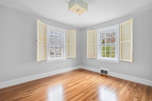 127 Prospect Street, East Greenwich, RI 02818