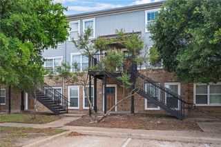 1725 Harvey Mitchell 1713, College Station, TX 77840