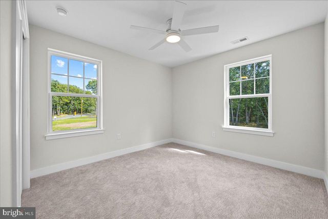106 BLUE ANCHOR RD, Sicklerville, NJ 08081
