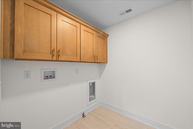 106 BLUE ANCHOR RD, Sicklerville, NJ 08081
