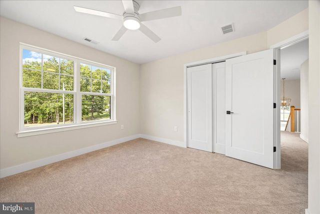 106 BLUE ANCHOR RD, Sicklerville, NJ 08081