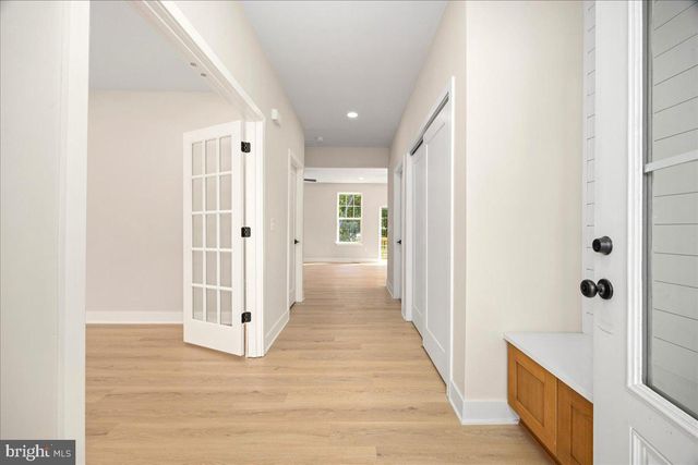 106 BLUE ANCHOR RD, Sicklerville, NJ 08081
