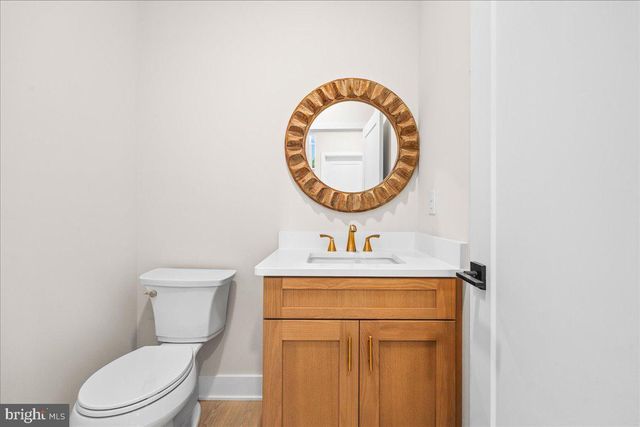 106 BLUE ANCHOR RD, Sicklerville, NJ 08081