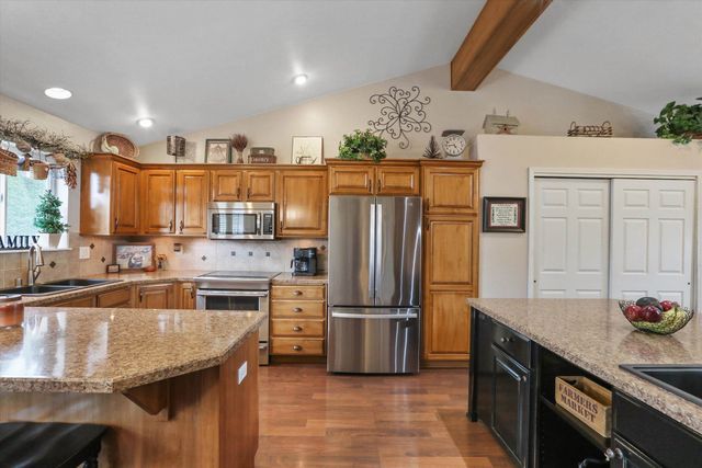 6709 S Moran View St, Spokane, WA 99224