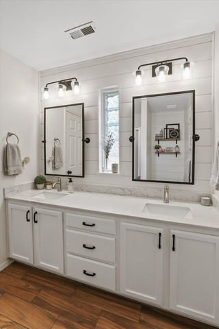 6709 S Moran View St, Spokane, WA 99224