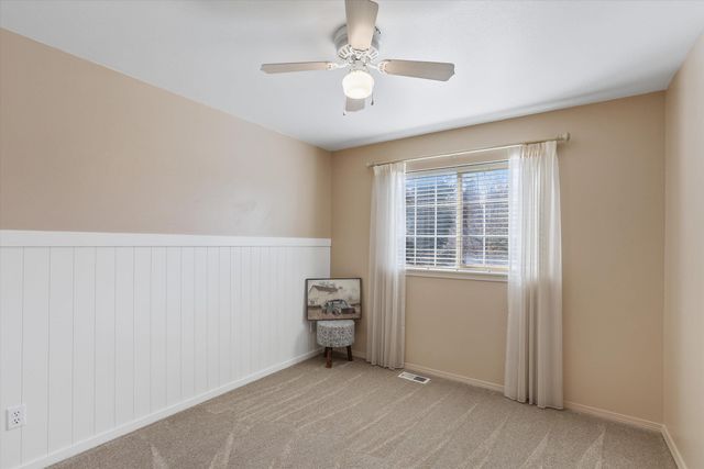 6709 S Moran View St, Spokane, WA 99224