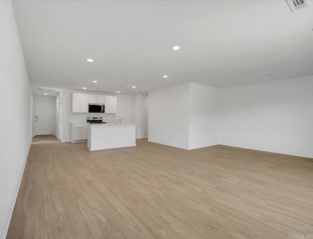 250 Bighorn Trail, Maumelle, AR 72113