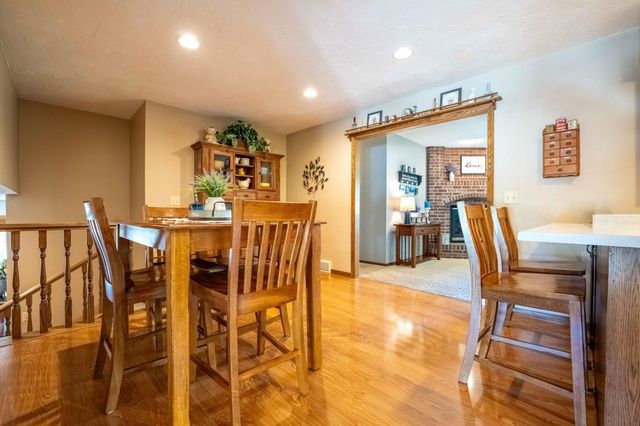 712 W Circle Drive, Montgomery, MN 56069