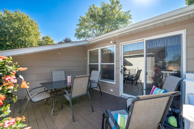 712 W Circle Drive, Montgomery, MN 56069