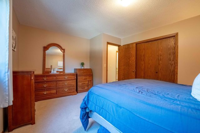 712 W Circle Drive, Montgomery, MN 56069