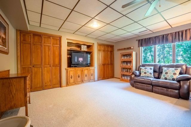 712 W Circle Drive, Montgomery, MN 56069